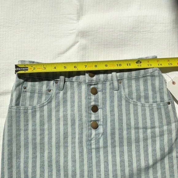 Billabong Indigo Skirt, Size 25 - Picture 6 of 13